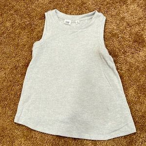 Gap kids! Size 4/5 color grey in great condition.